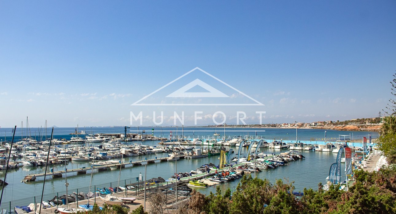 Resale - Apartments -
Pilar de la Horadada