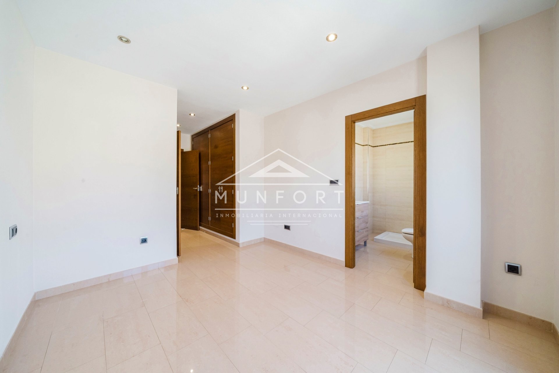 Resale - Apartments -
Pilar de la Horadada