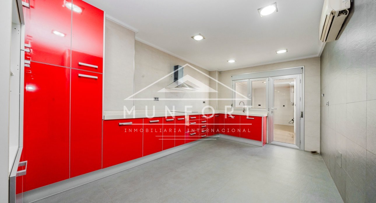 Resale - Apartments -
Pilar de la Horadada