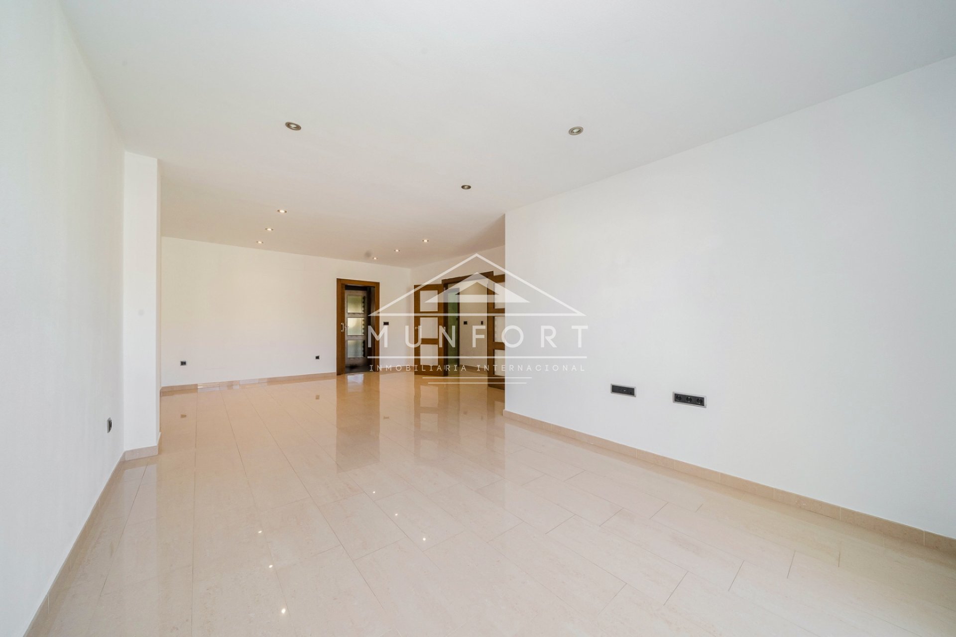 Resale - Apartments -
Pilar de la Horadada