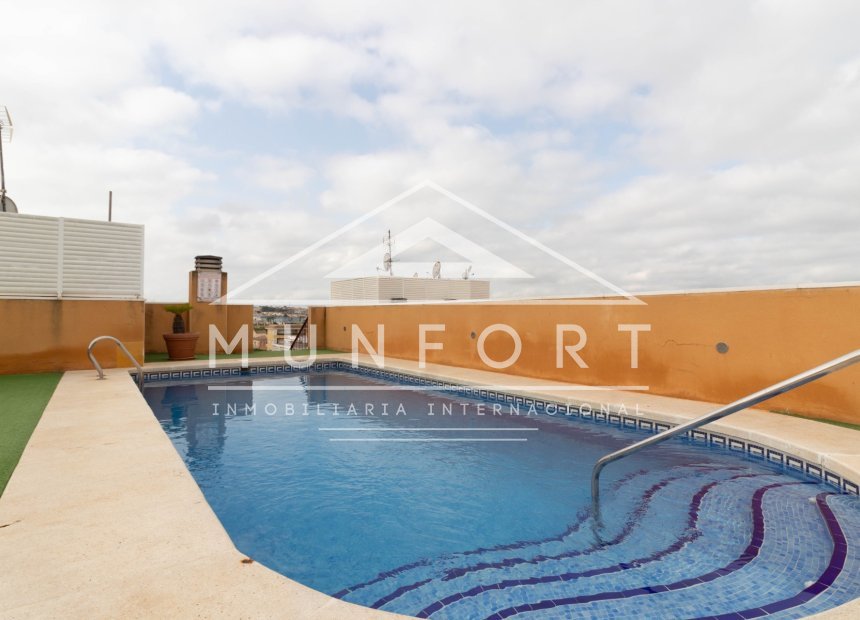 Resale - Apartments -
Rojales