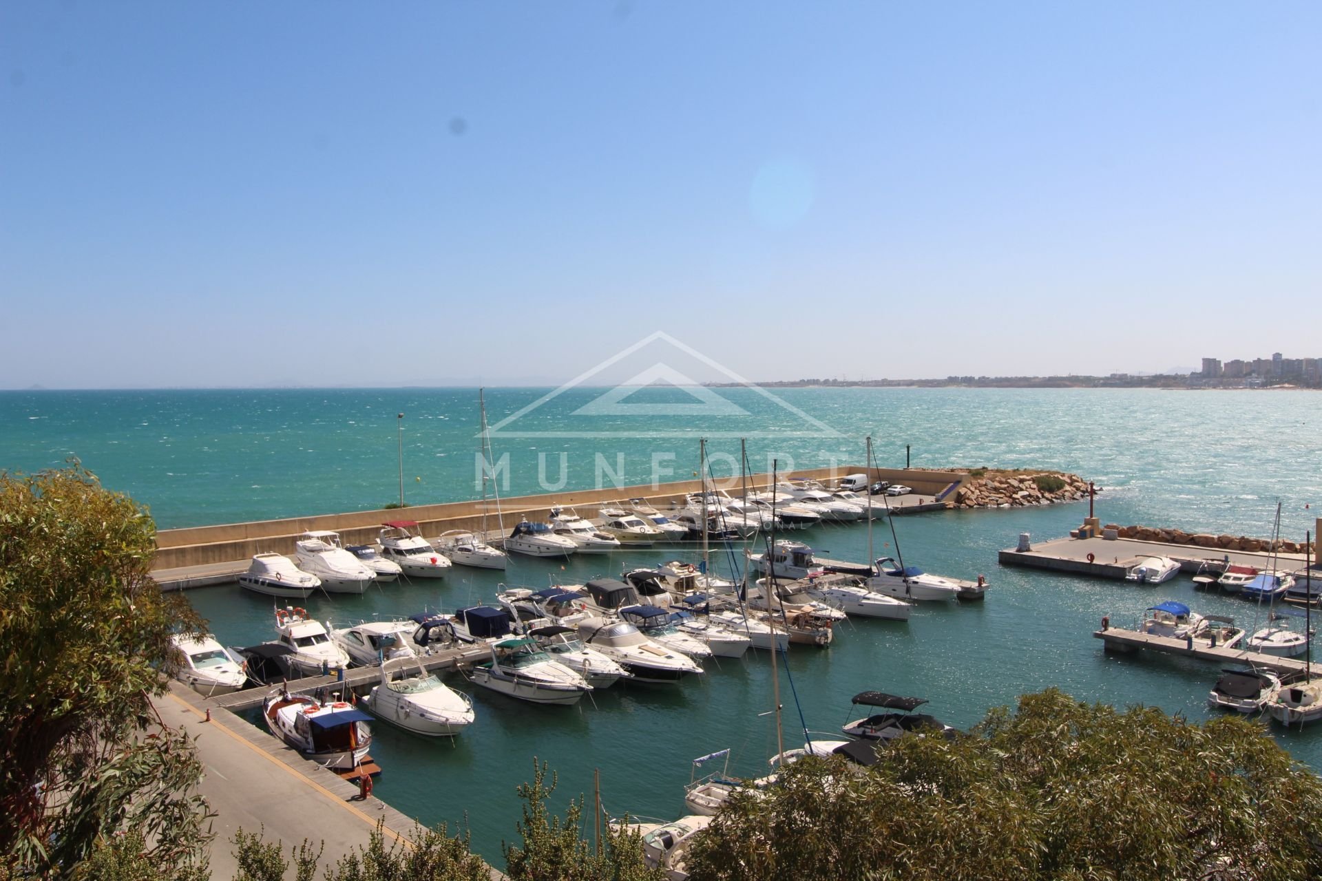 Resale - Apartments -
San Miguel de Salinas