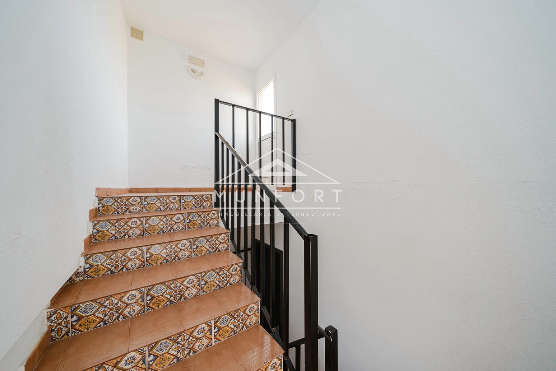 Resale - Apartments -
San Miguel de Salinas