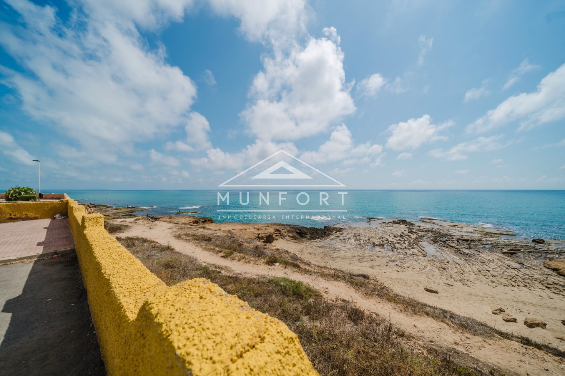 Resale - Apartments -
Torrevieja - Cabo Cervera - Torrevieja