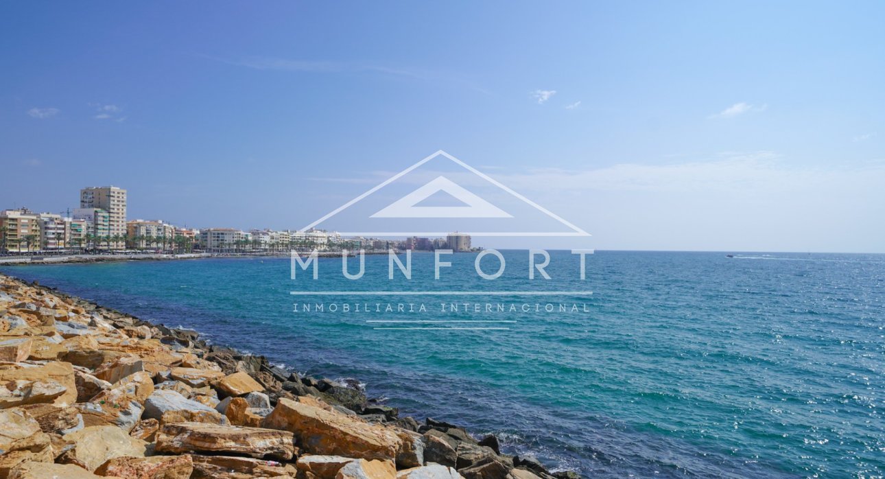 Resale - Apartments -
Torrevieja - Centro - Torrevieja