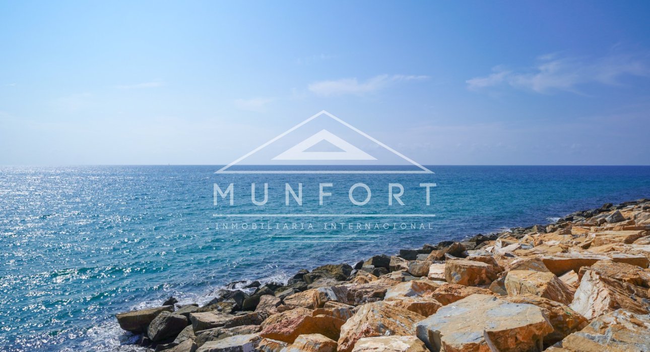 Resale - Apartments -
Torrevieja - Centro - Torrevieja
