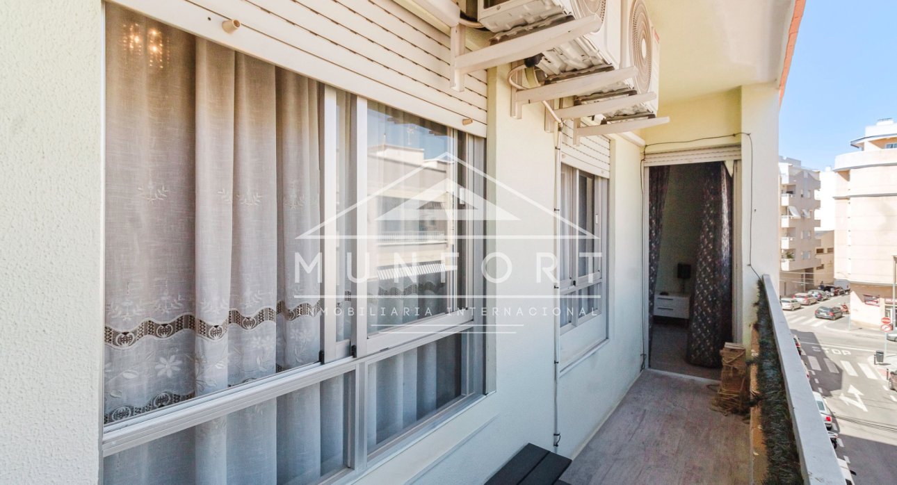 Resale - Apartments -
Torrevieja - Centro - Torrevieja