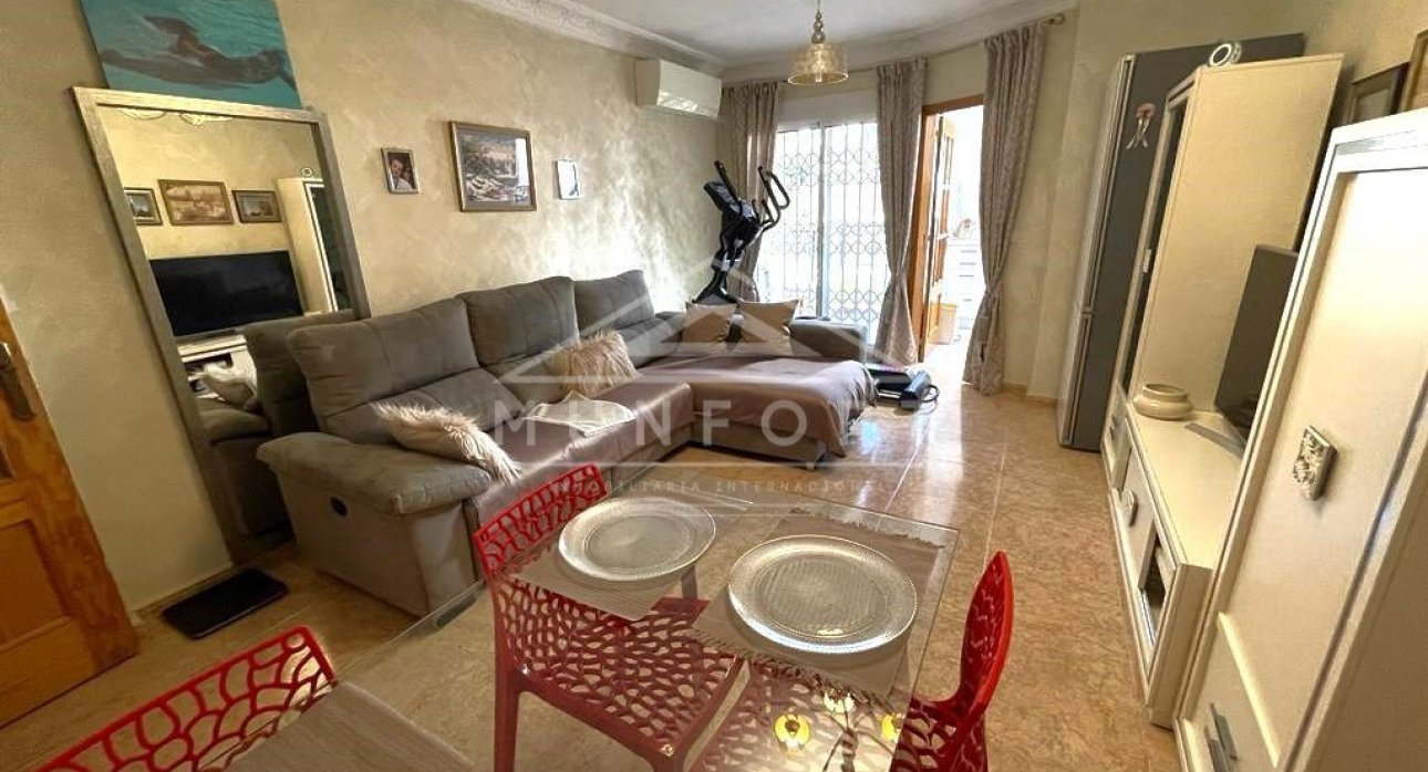 Resale - Apartments -
Torrevieja - Centro - Torrevieja