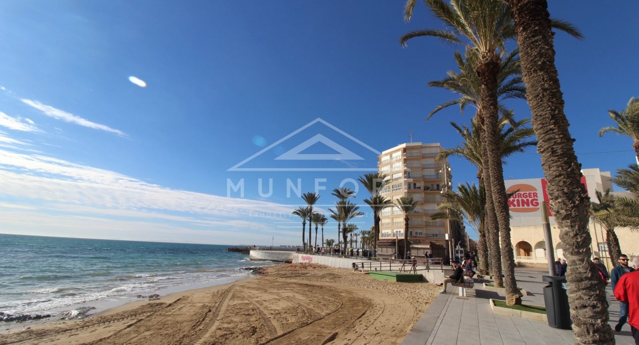 Resale - Apartments -
Torrevieja - Centro - Torrevieja