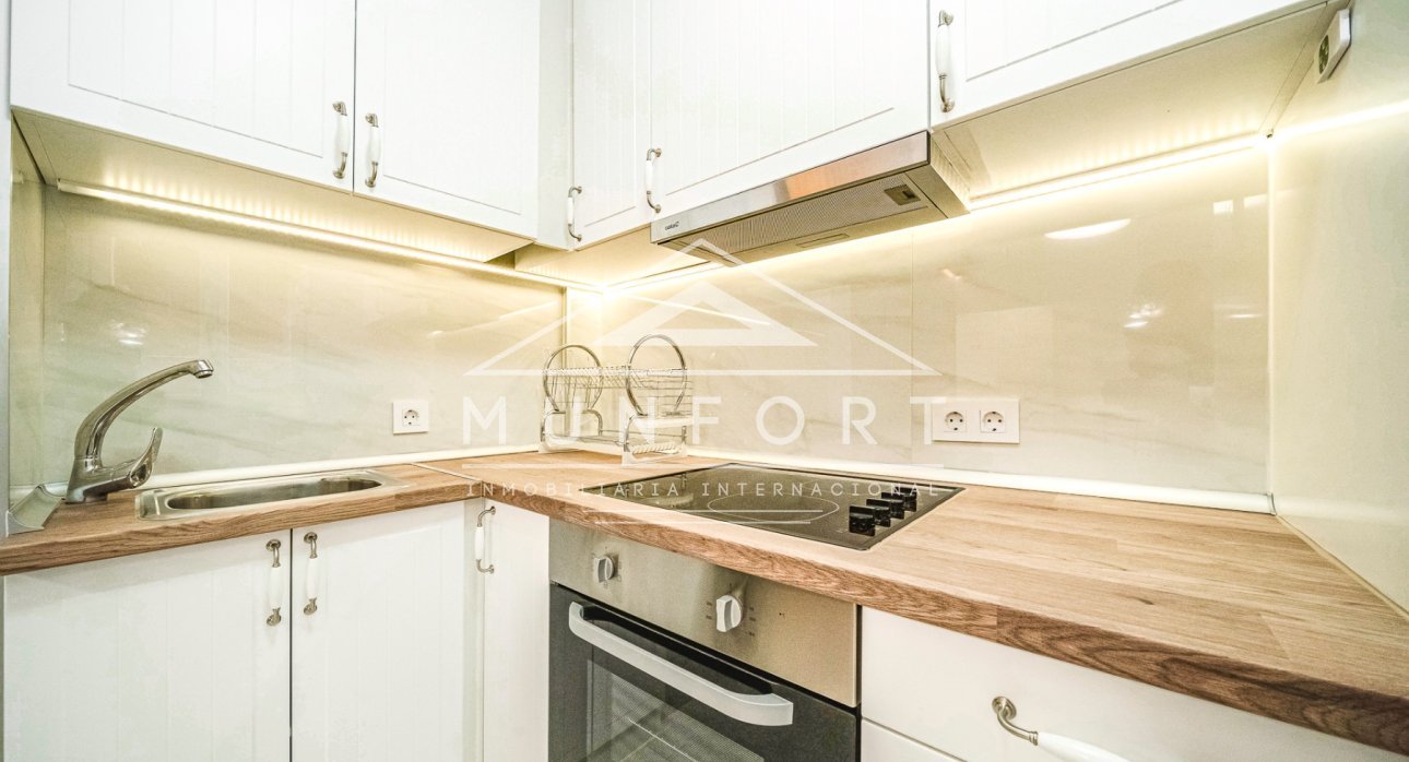 Resale - Apartments -
Torrevieja - Centro - Torrevieja