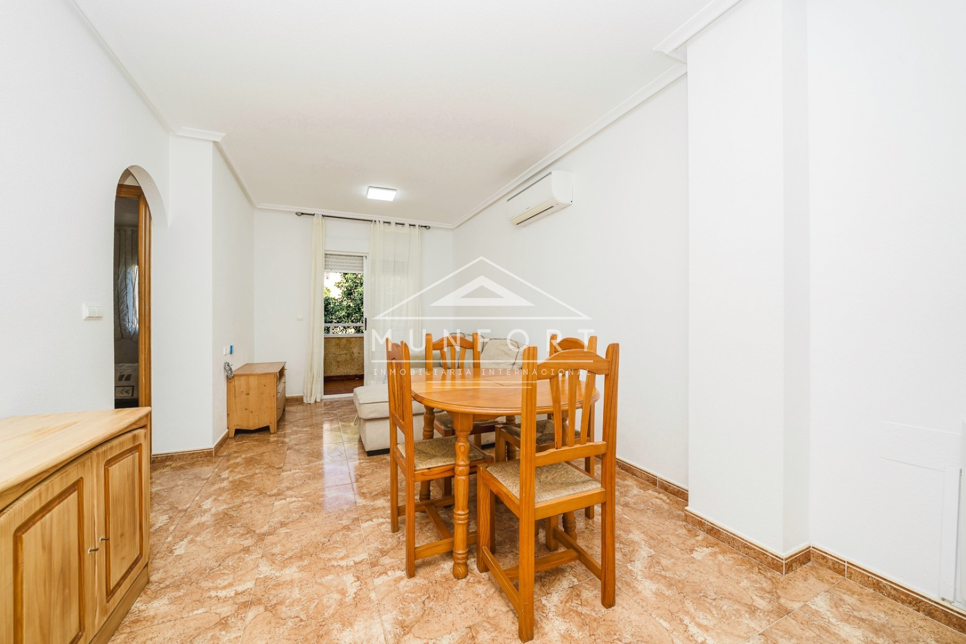 Resale - Apartments -
Torrevieja - Centro - Torrevieja