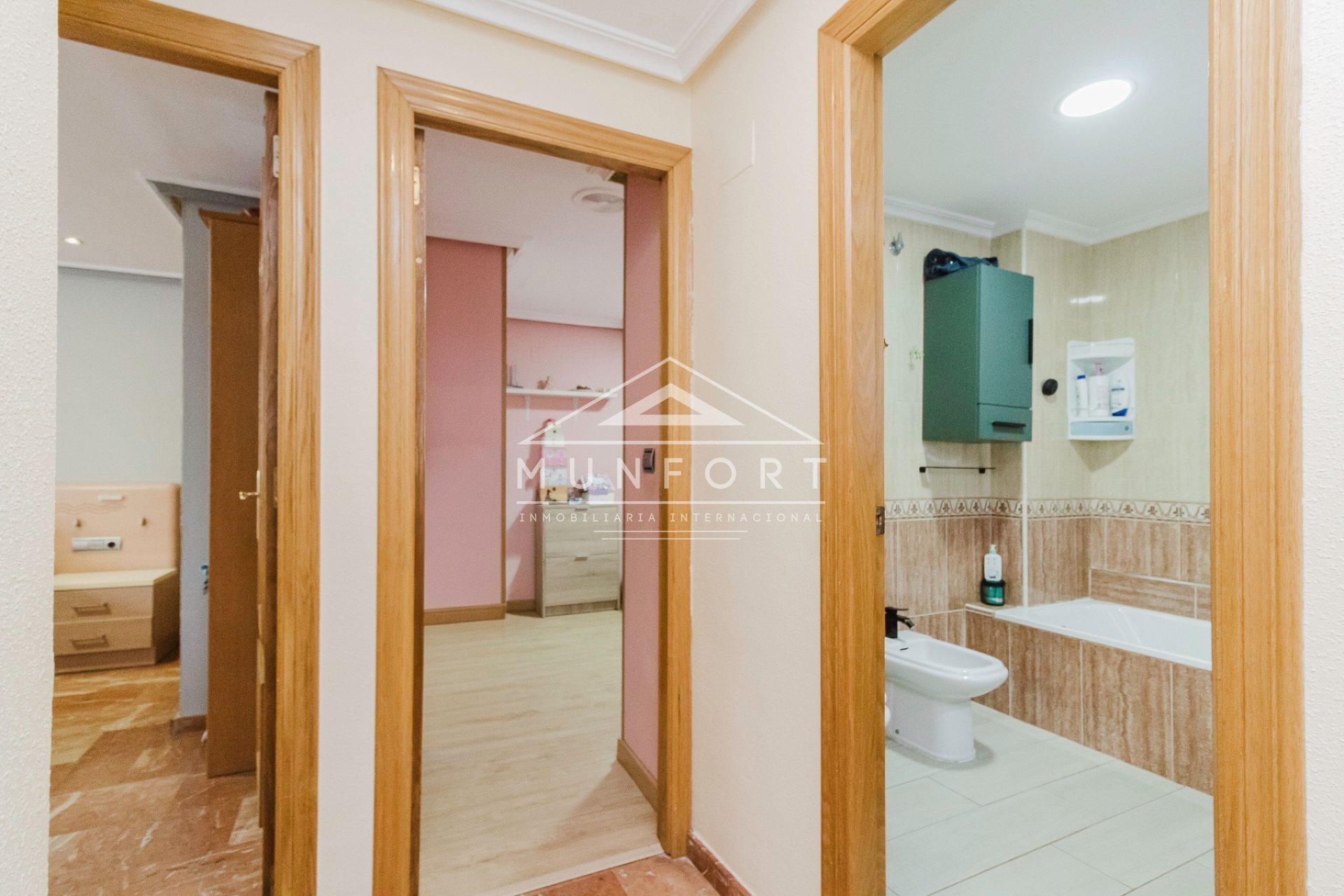 Resale - Apartments -
Torrevieja - Centro - Torrevieja