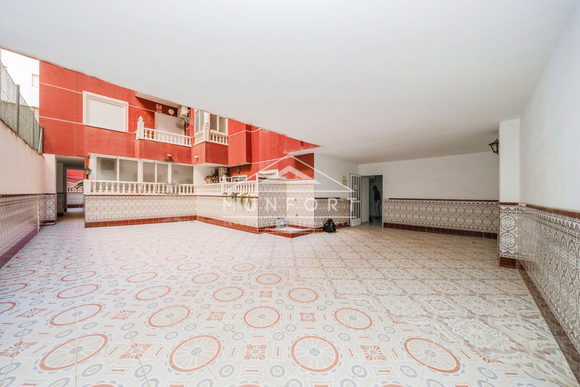 Resale - Apartments -
Torrevieja - Centro - Torrevieja