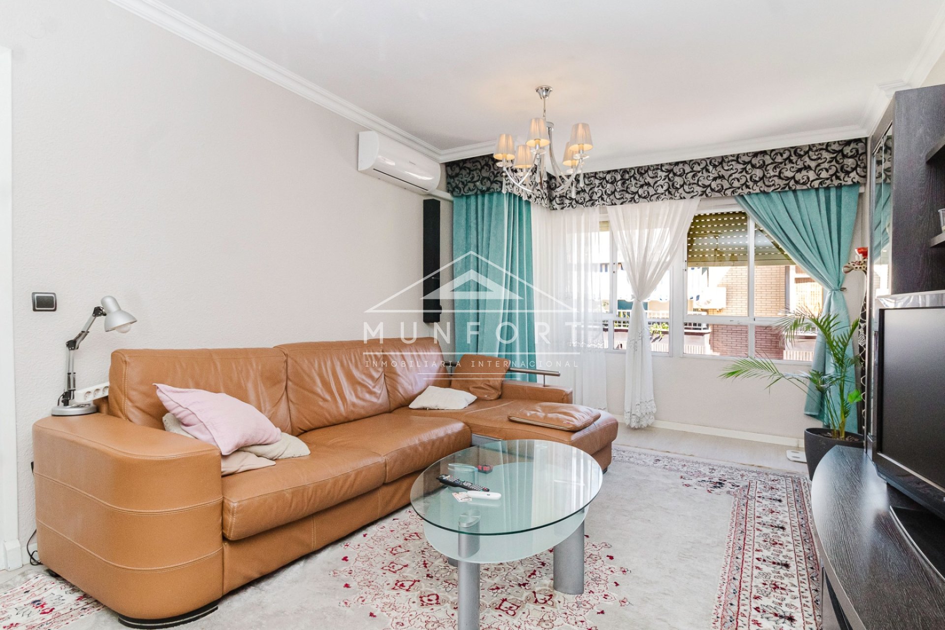 Resale - Apartments -
Torrevieja - Centro - Torrevieja