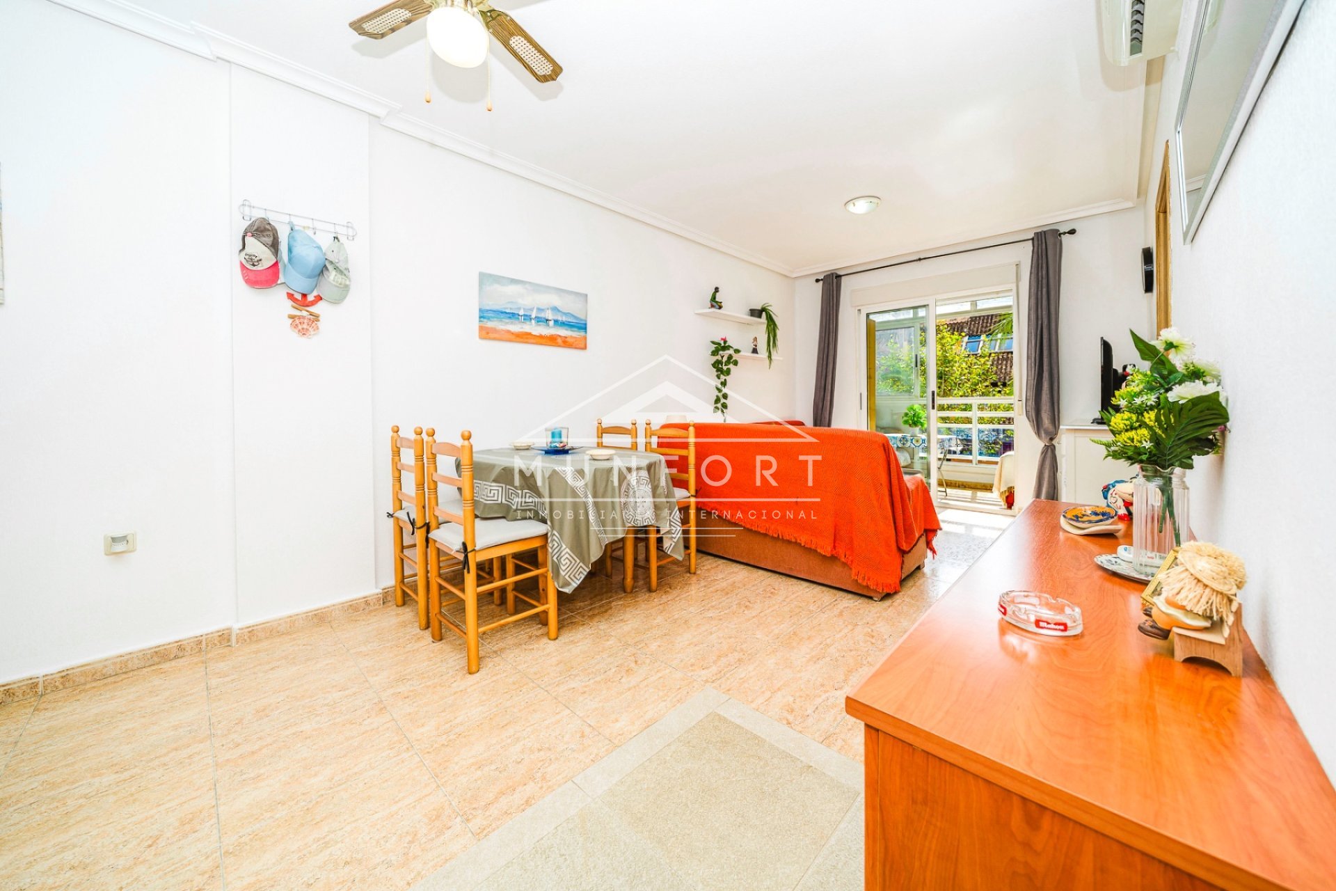 Resale - Apartments -
Torrevieja - Centro - Torrevieja