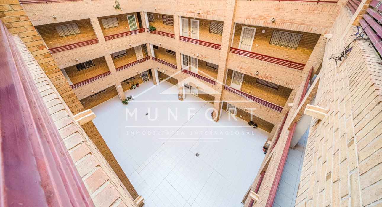 Resale - Apartments -
Torrevieja - Centro - Torrevieja