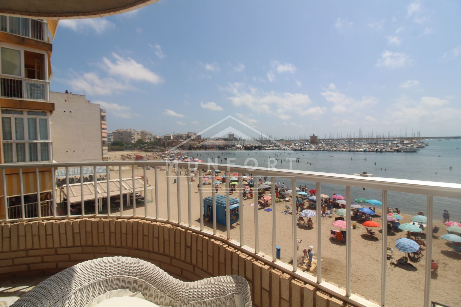 Resale - Apartments -
Torrevieja - Centro - Torrevieja