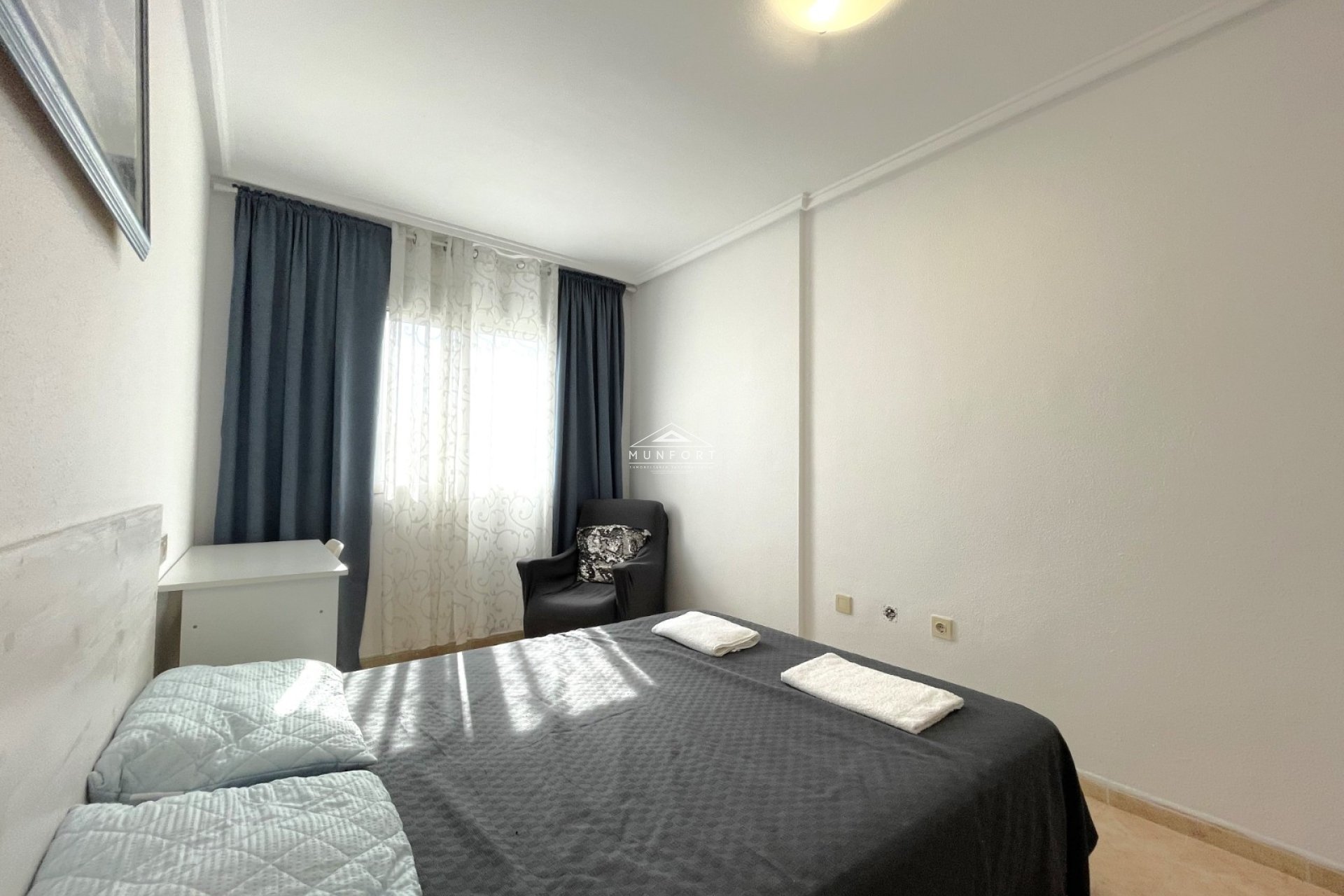 Resale - Apartments -
Torrevieja - Centro