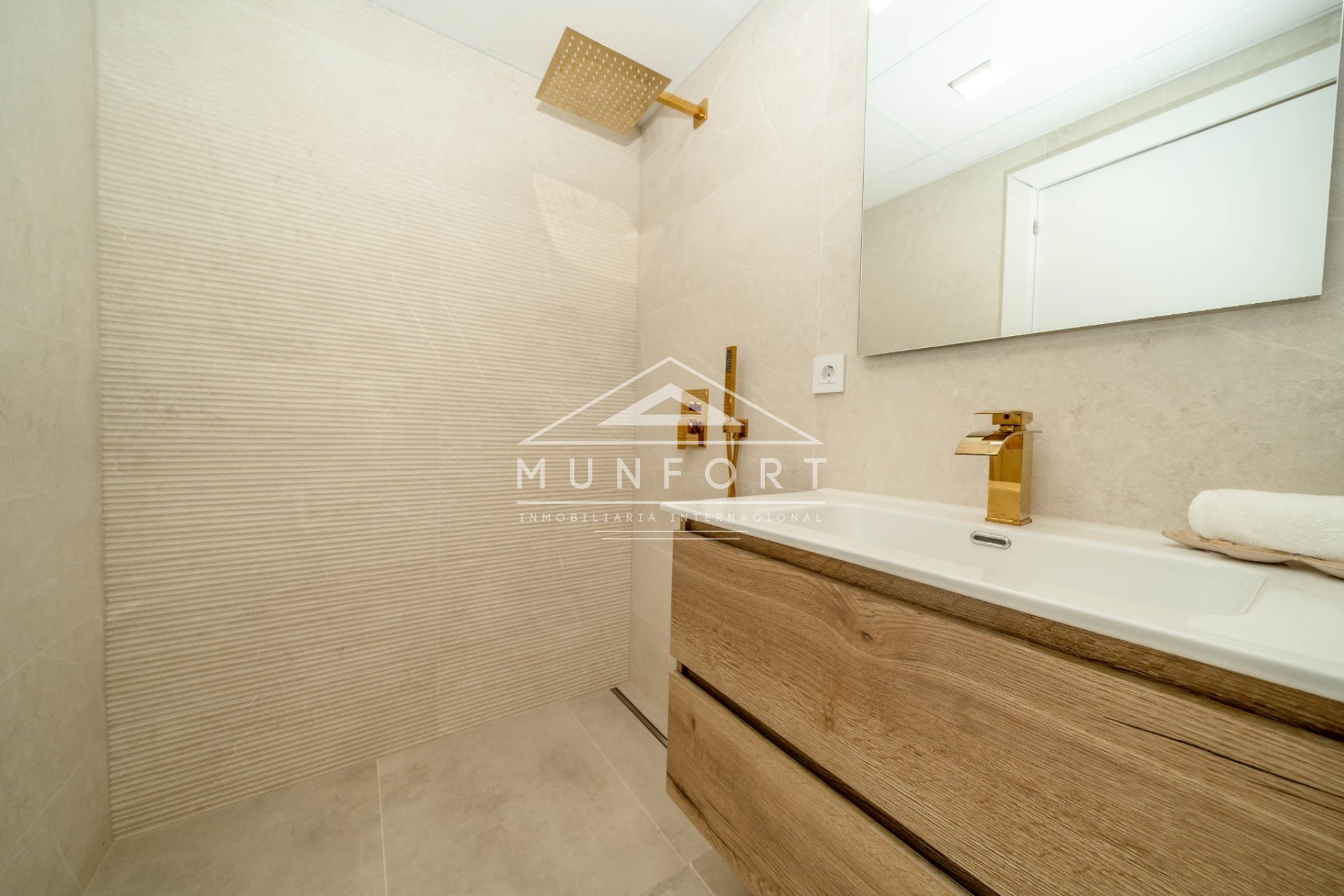 Resale - Apartments -
Torrevieja - El Acequión - Torrevieja
