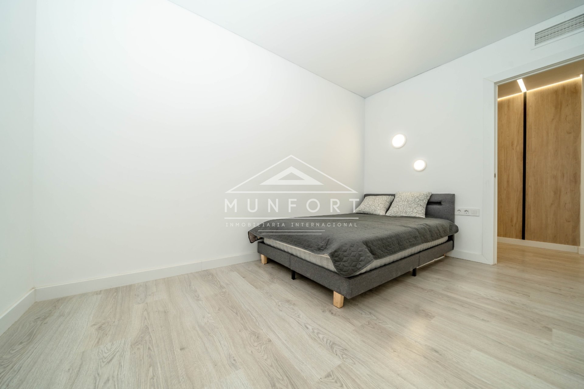 Resale - Apartments -
Torrevieja - El Acequión - Torrevieja