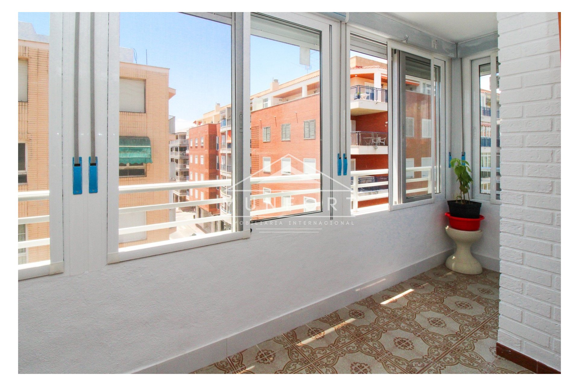 Resale - Apartments -
Torrevieja - Los Náufragos - Torrevieja