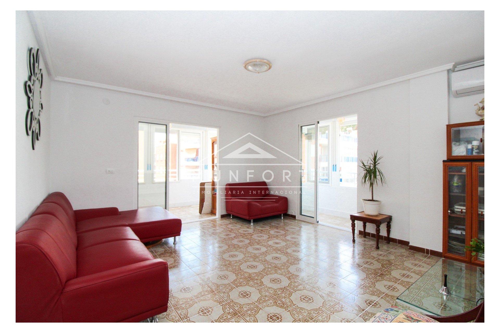 Resale - Apartments -
Torrevieja - Los Náufragos - Torrevieja