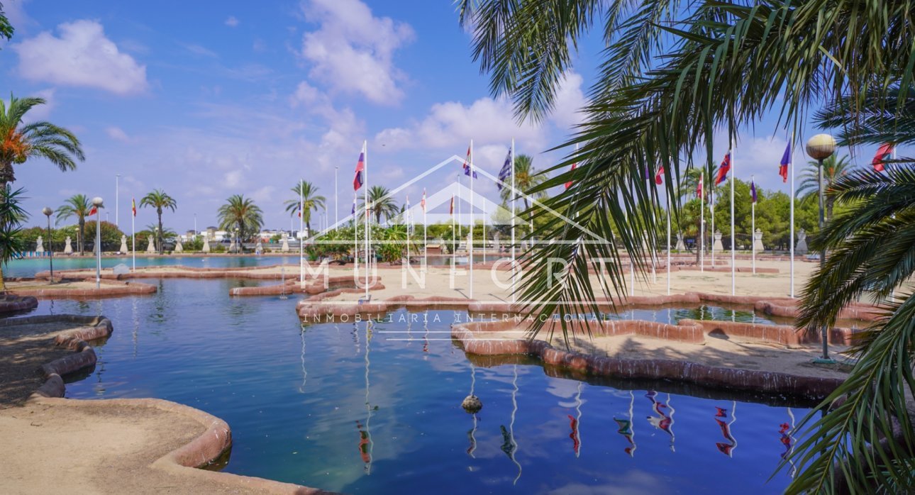 Resale - Apartments -
Torrevieja - Parque de las Naciones - Torrevieja