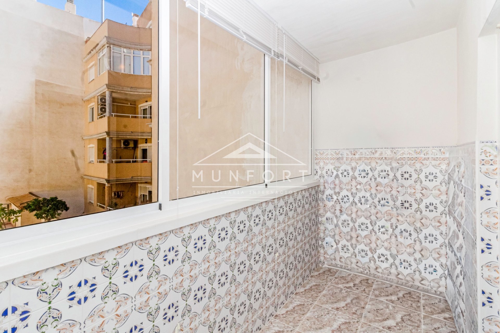 Resale - Apartments -
Torrevieja - Playa del Cura - Torrevieja