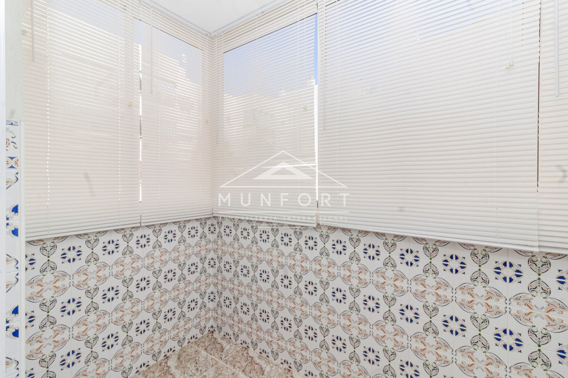 Resale - Apartments -
Torrevieja - Playa del Cura - Torrevieja