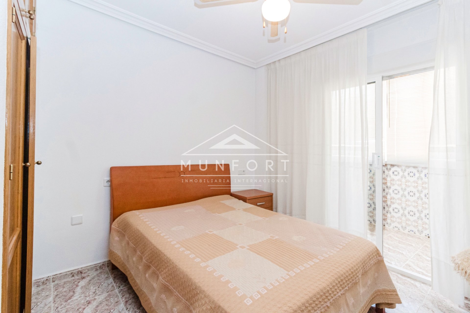 Resale - Apartments -
Torrevieja - Playa del Cura - Torrevieja