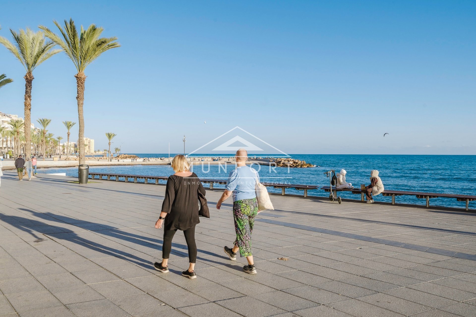 Resale - Apartments -
Torrevieja - Playa del Cura - Torrevieja