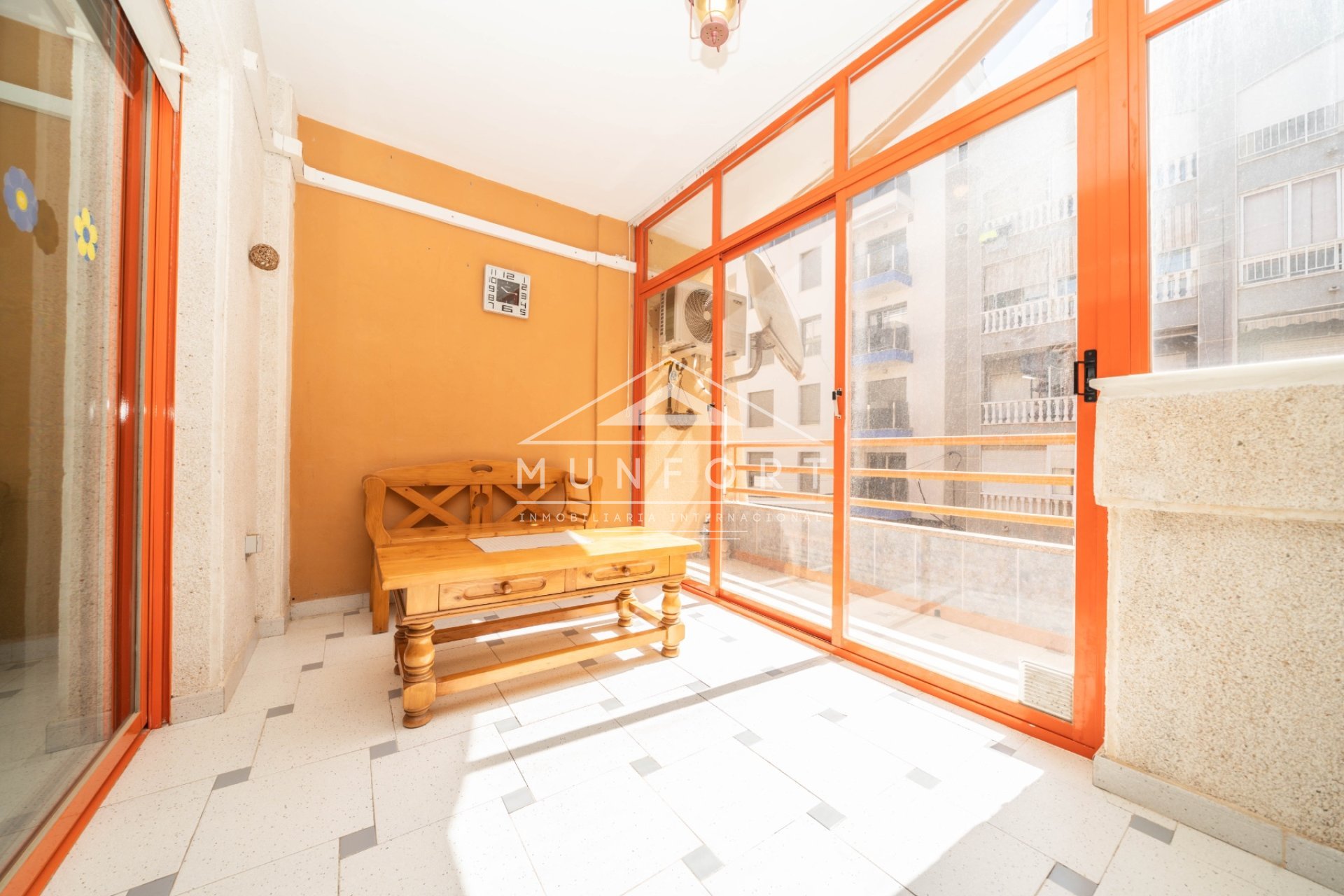 Resale - Apartments -
Torrevieja - Playa del Cura - Torrevieja