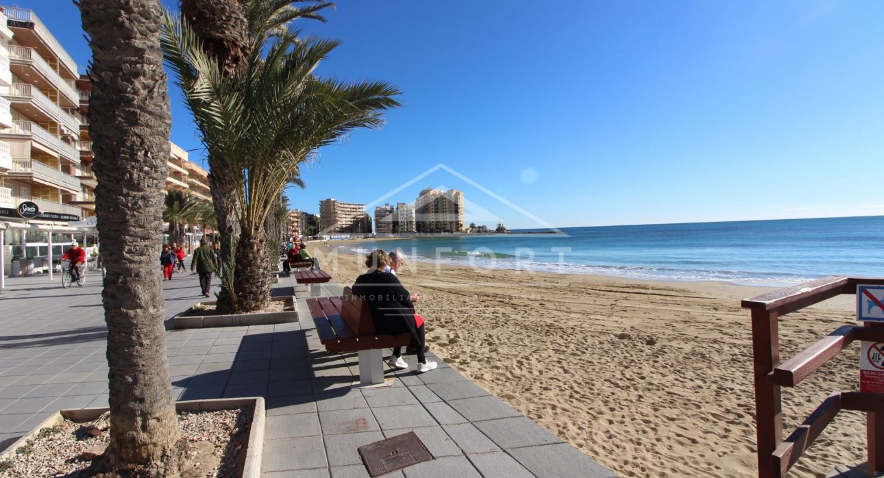 Resale - Apartments -
Torrevieja - Playa del Cura - Torrevieja