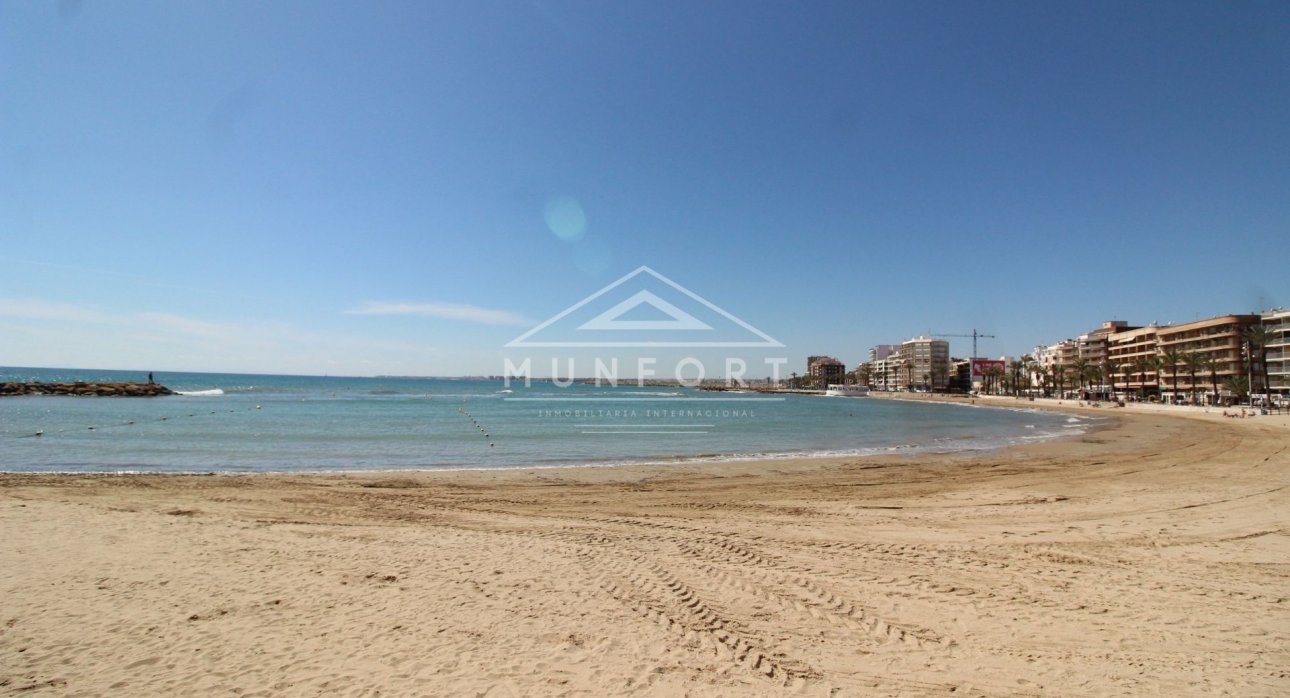 Resale - Apartments -
Torrevieja - Playa del Cura - Torrevieja