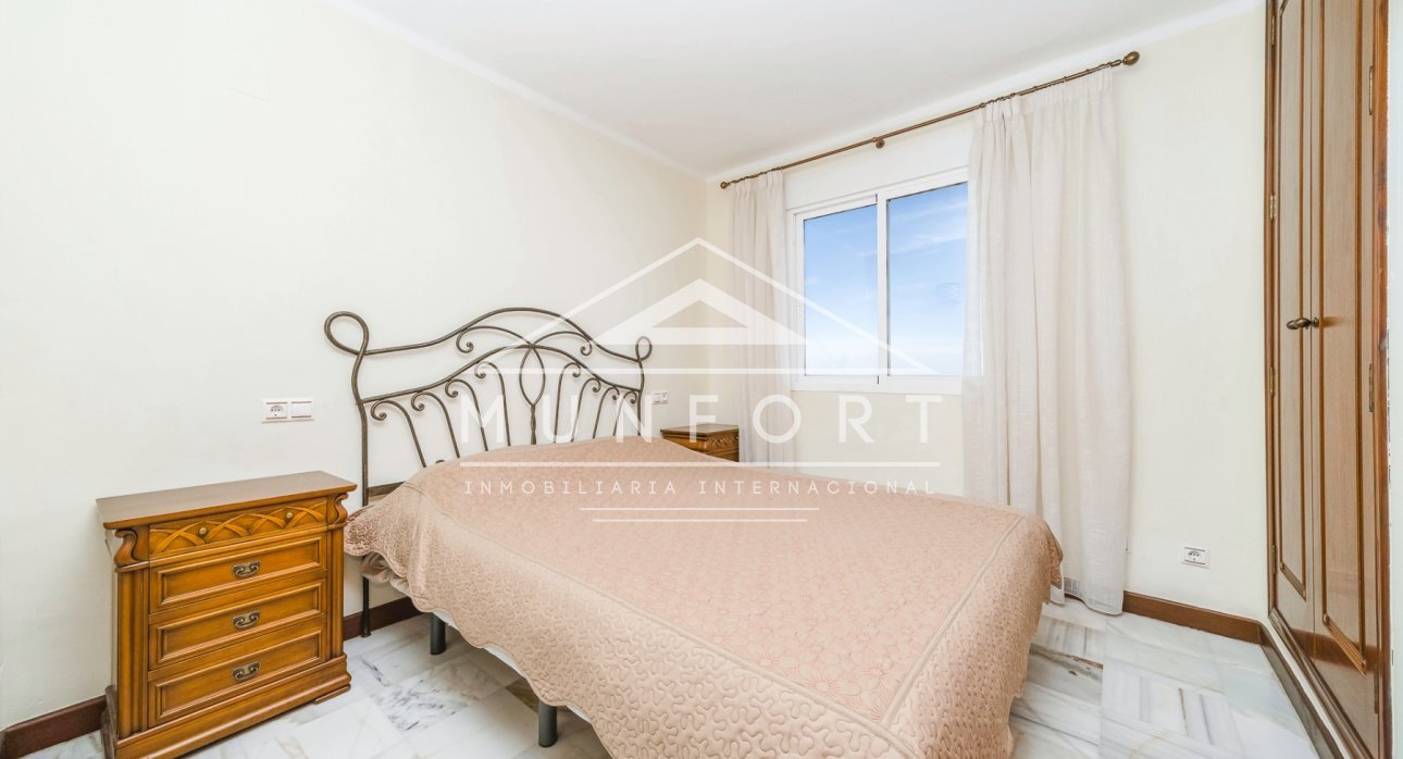 Resale - Apartments -
Torrevieja