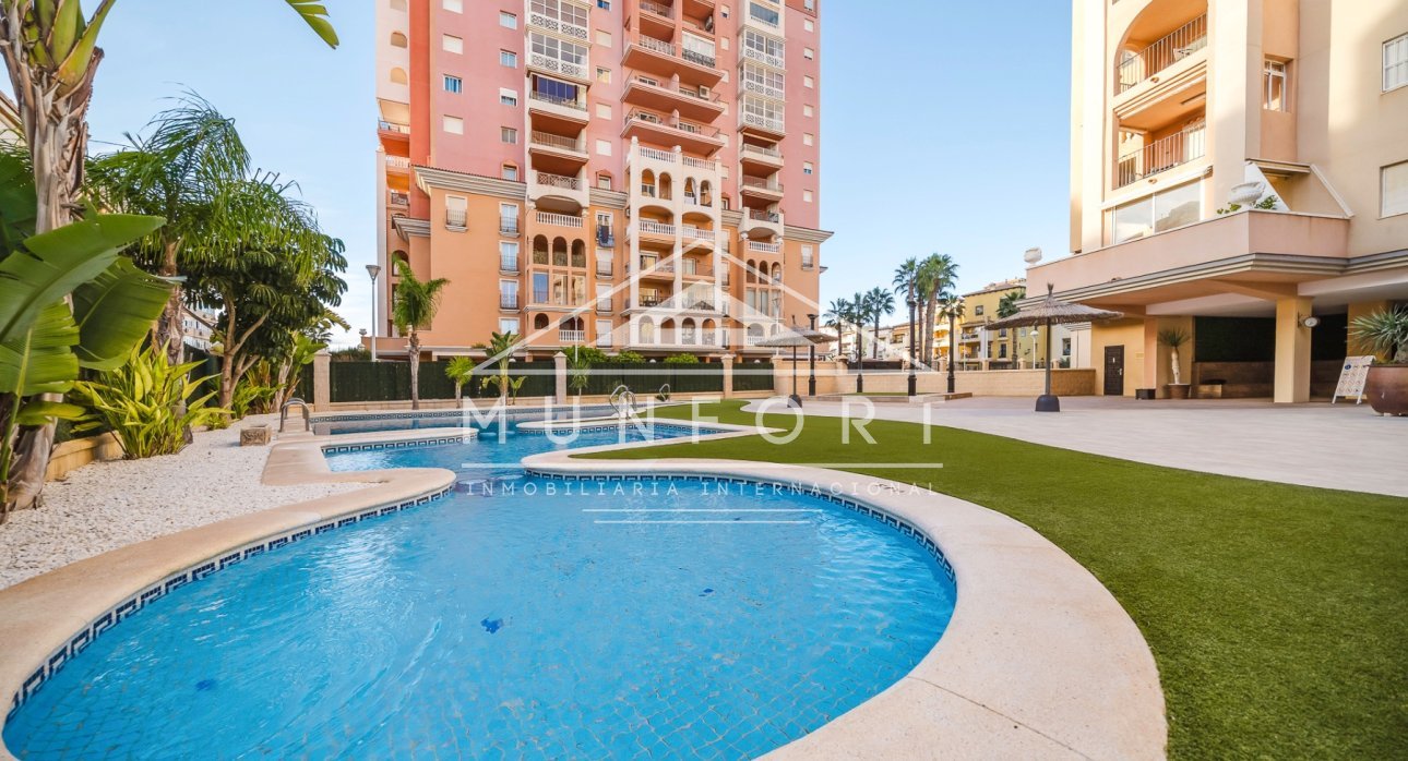 Resale - Apartments -
Torrevieja