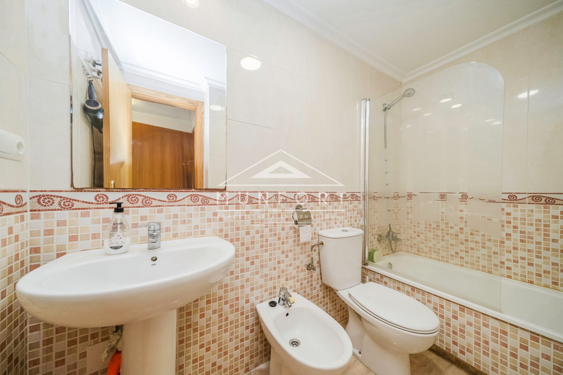 Resale - Apartments -
Torrevieja