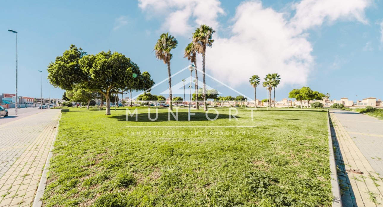 Resale - Apartments -
Torrevieja