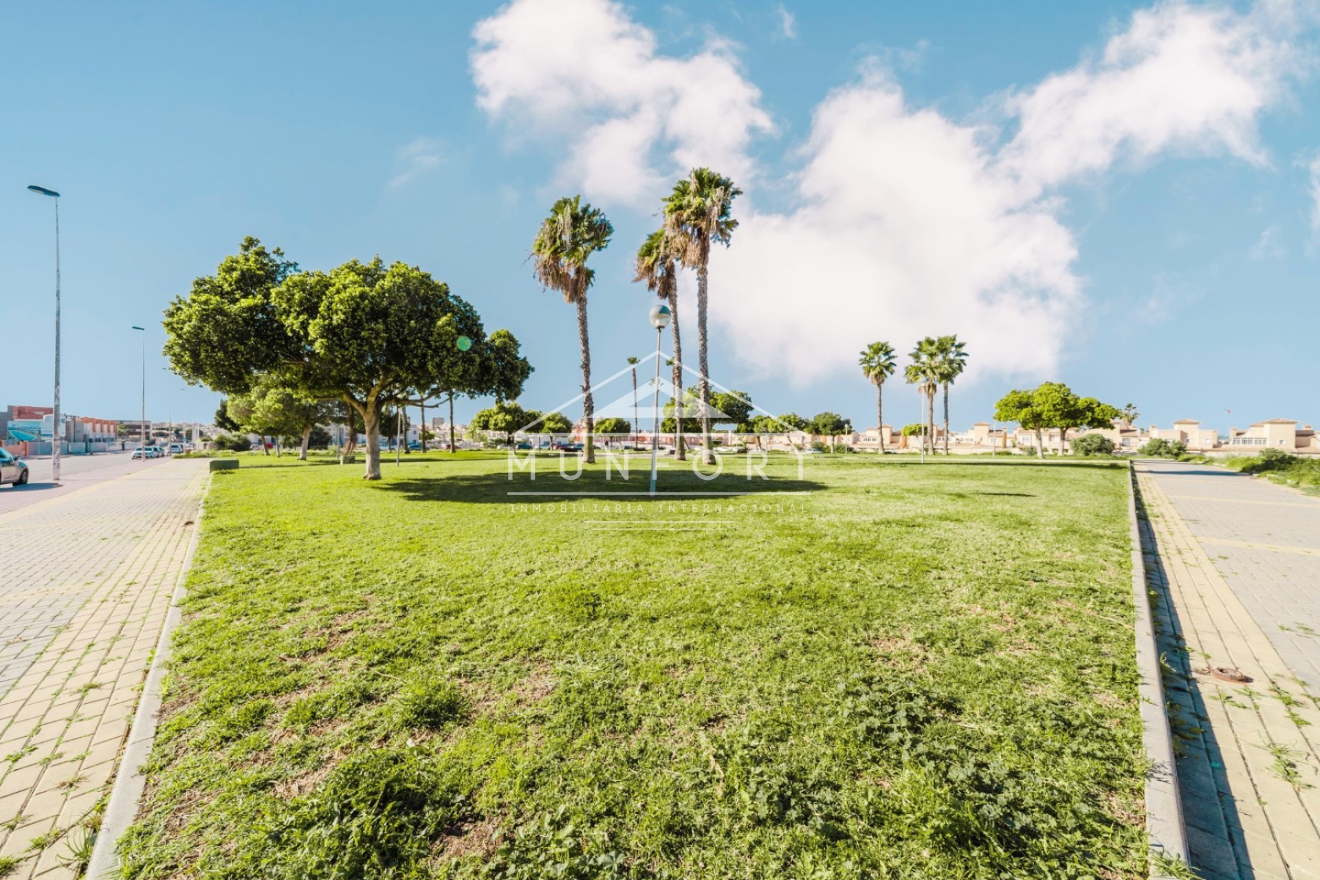 Resale - Apartments -
Torrevieja