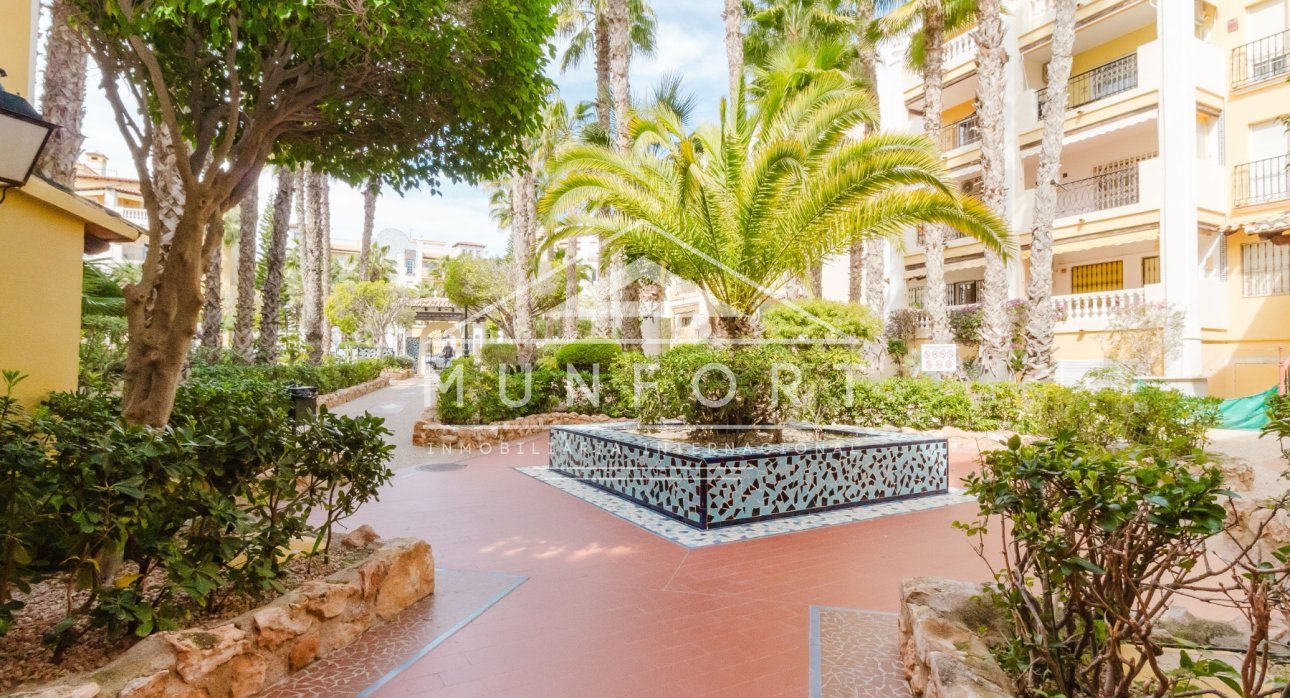 Resale - Apartments -
Torrevieja