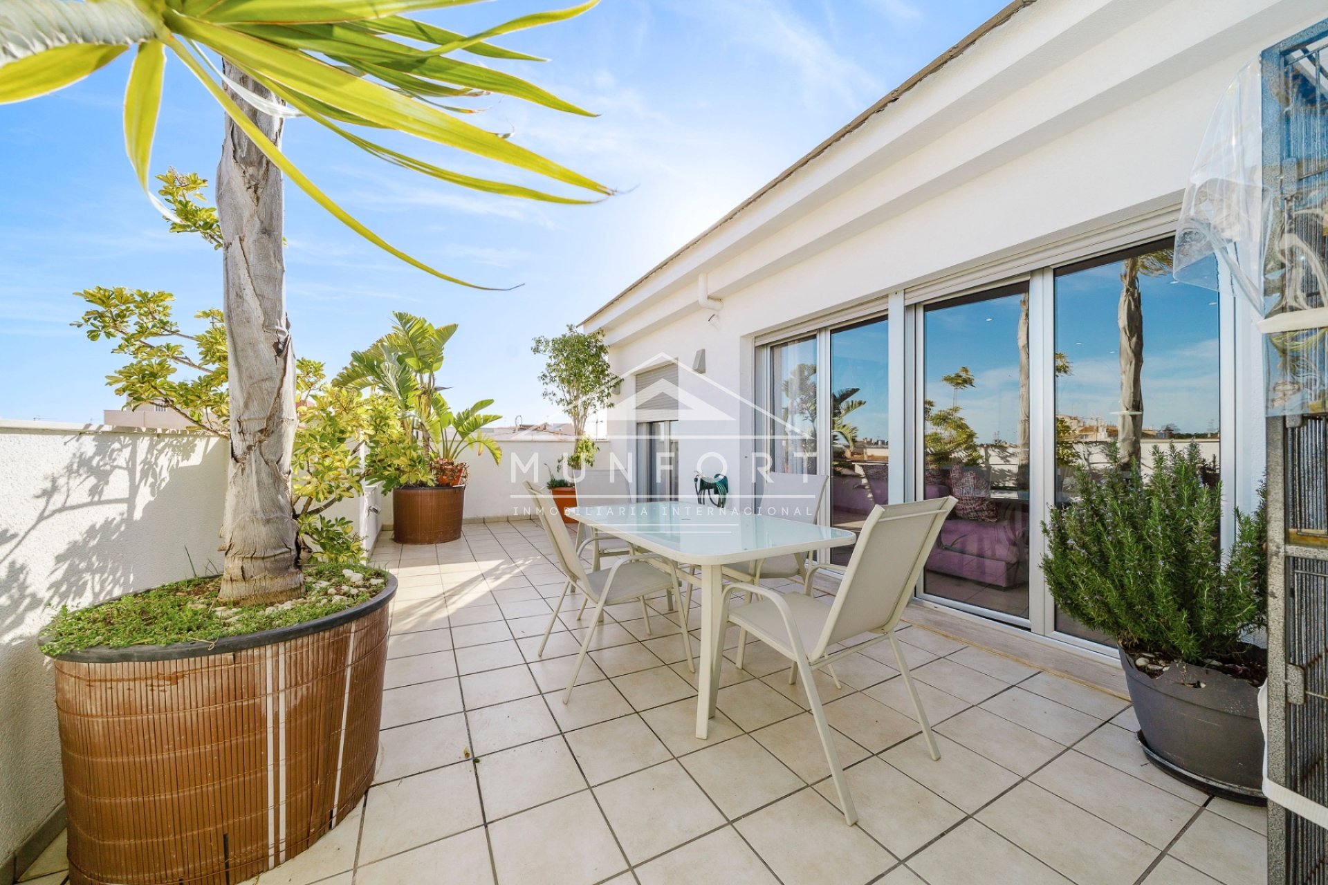 Resale - Building -
Pilar de la Horadada