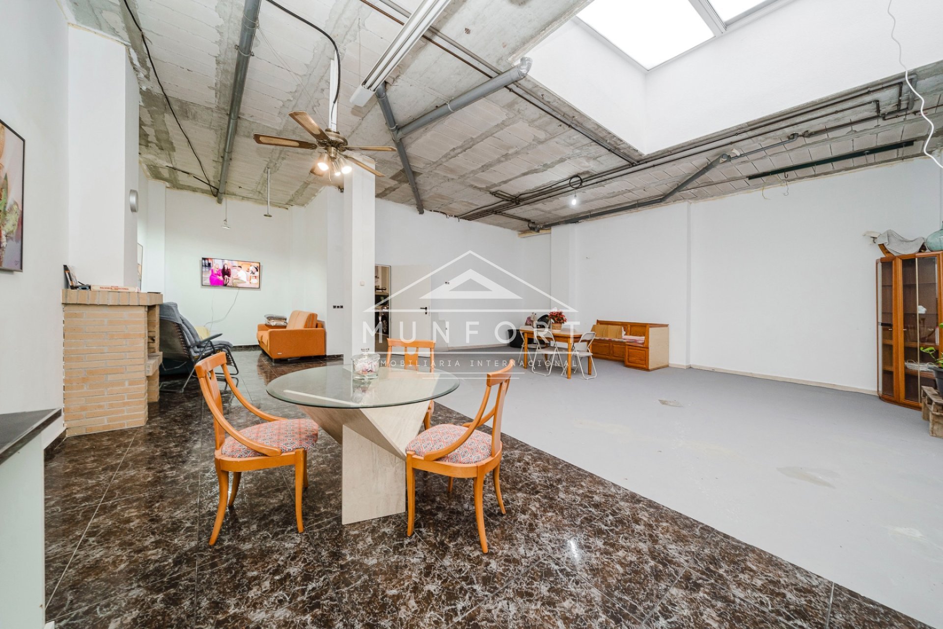 Resale - Building -
Pilar de la Horadada