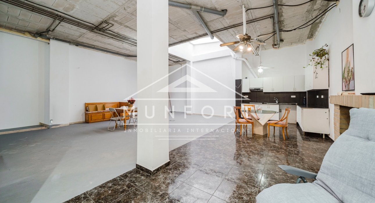 Resale - Building -
Pilar de la Horadada