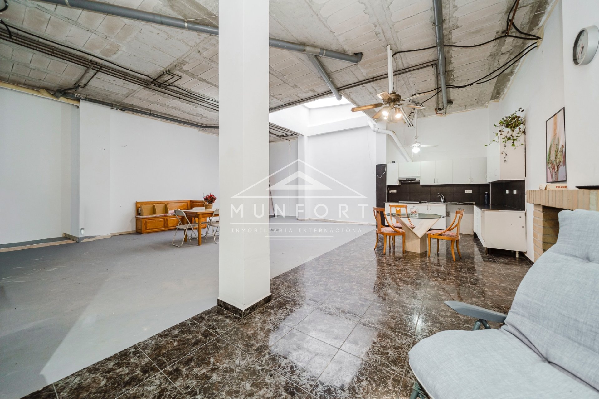 Resale - Building -
Pilar de la Horadada