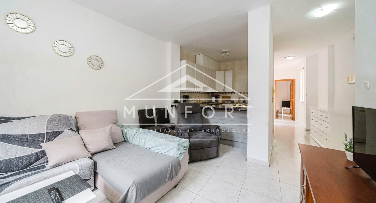 Resale - Building -
San Miguel de Salinas