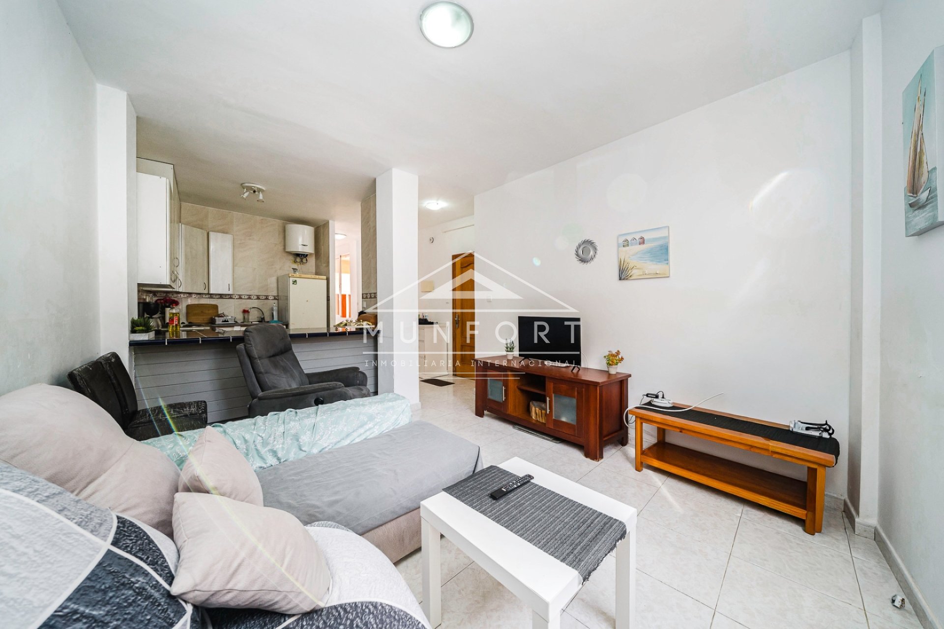 Resale - Building -
San Miguel de Salinas