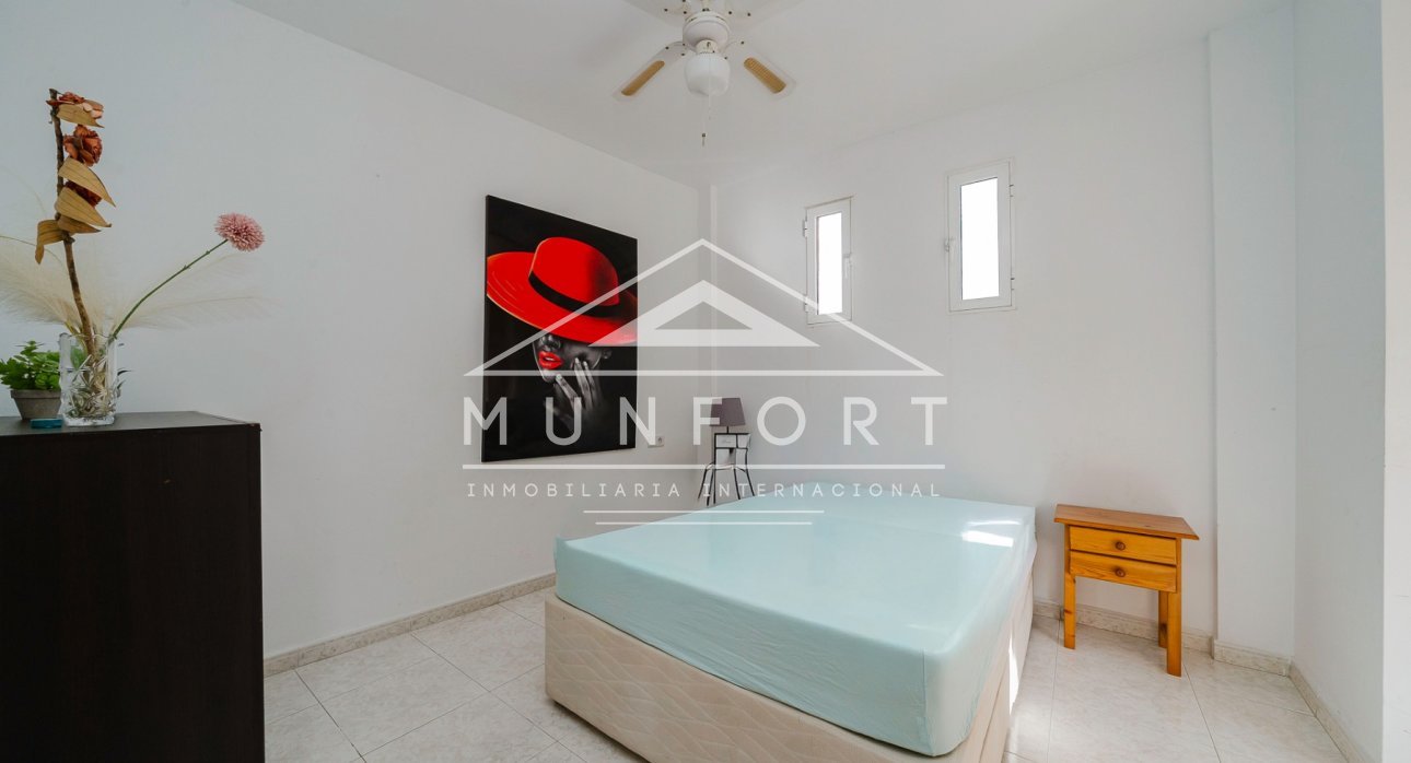 Resale - Building -
San Miguel de Salinas