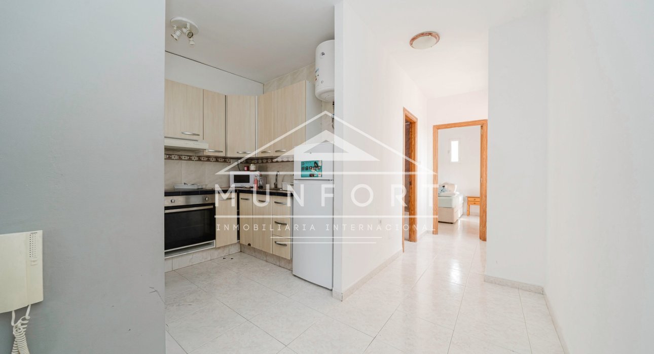 Resale - Building -
San Miguel de Salinas