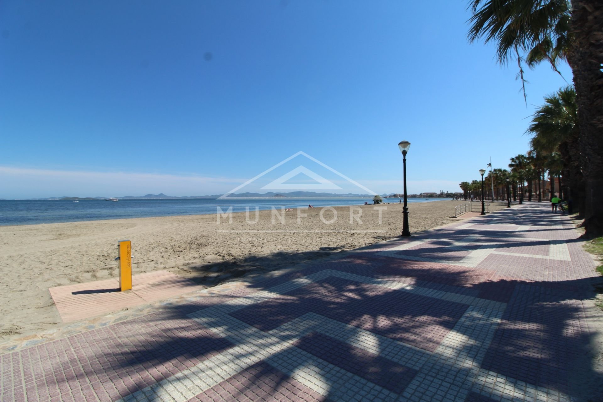 Resale - Bungalows -
Alcázares, Los