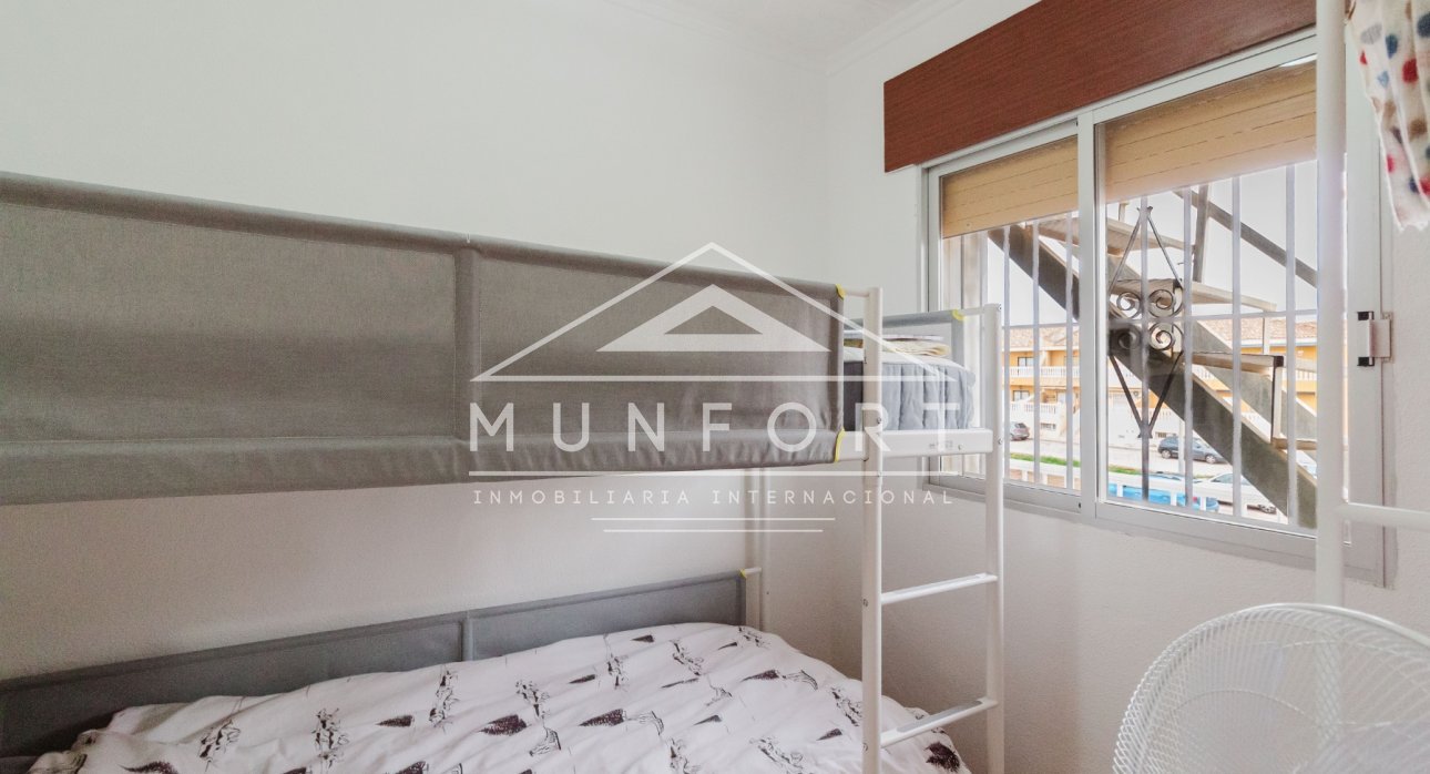 Resale - Bungalows -
Los Nietos